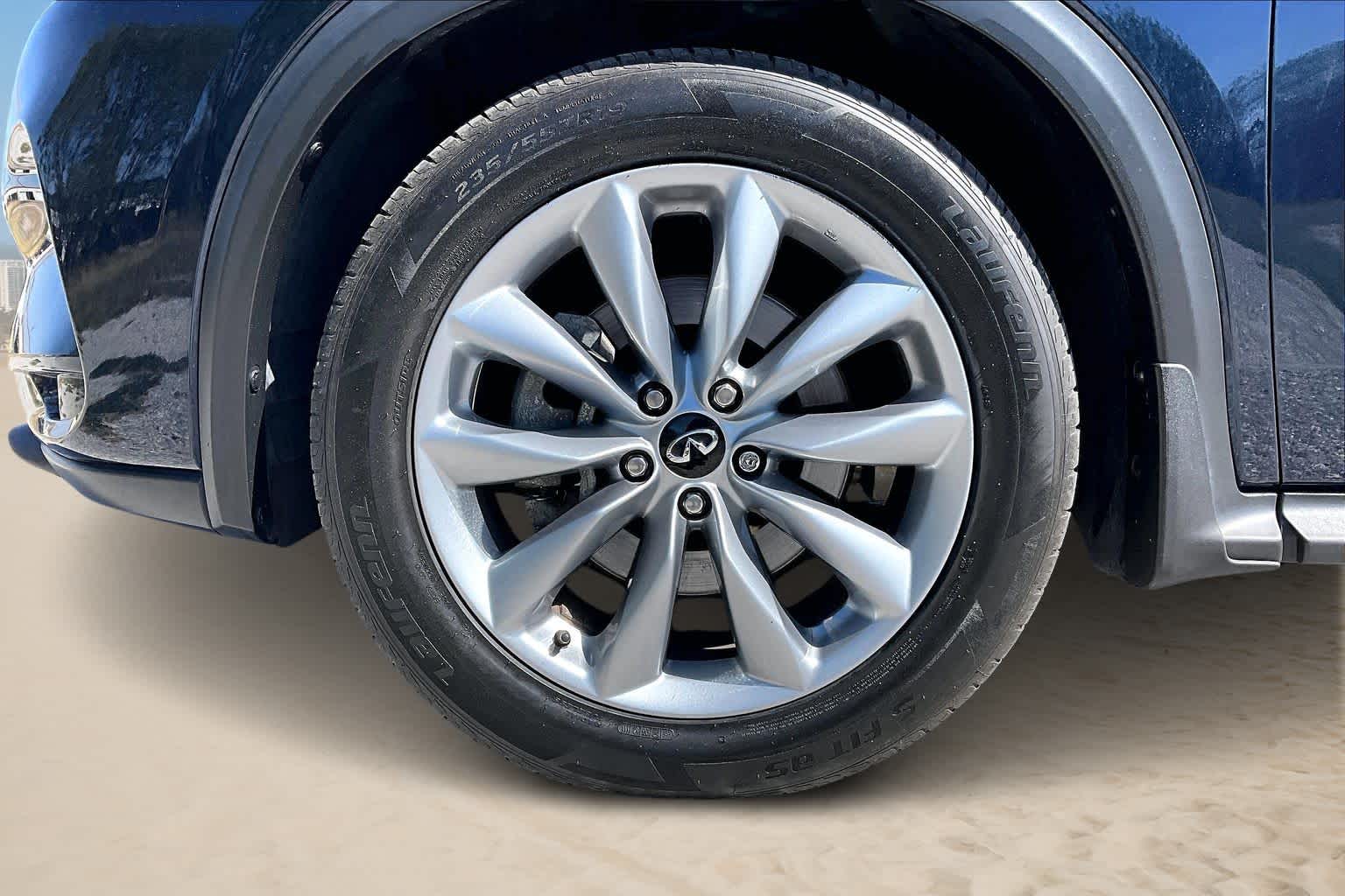 Thumbnail: 2021 INFINITI QX50 - 12