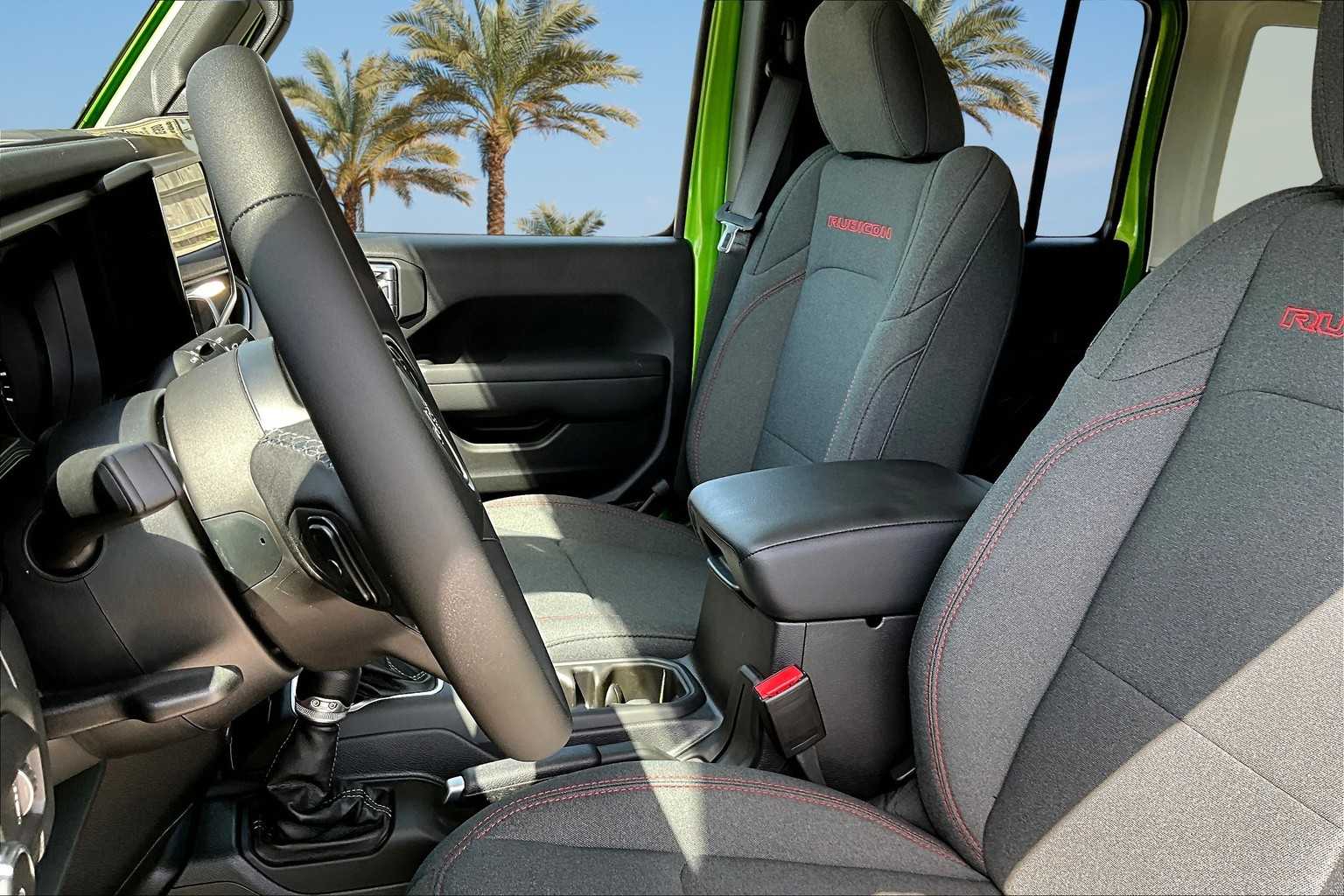 2025 Jeep Wrangler 4-Door Rubicon - Photo 11