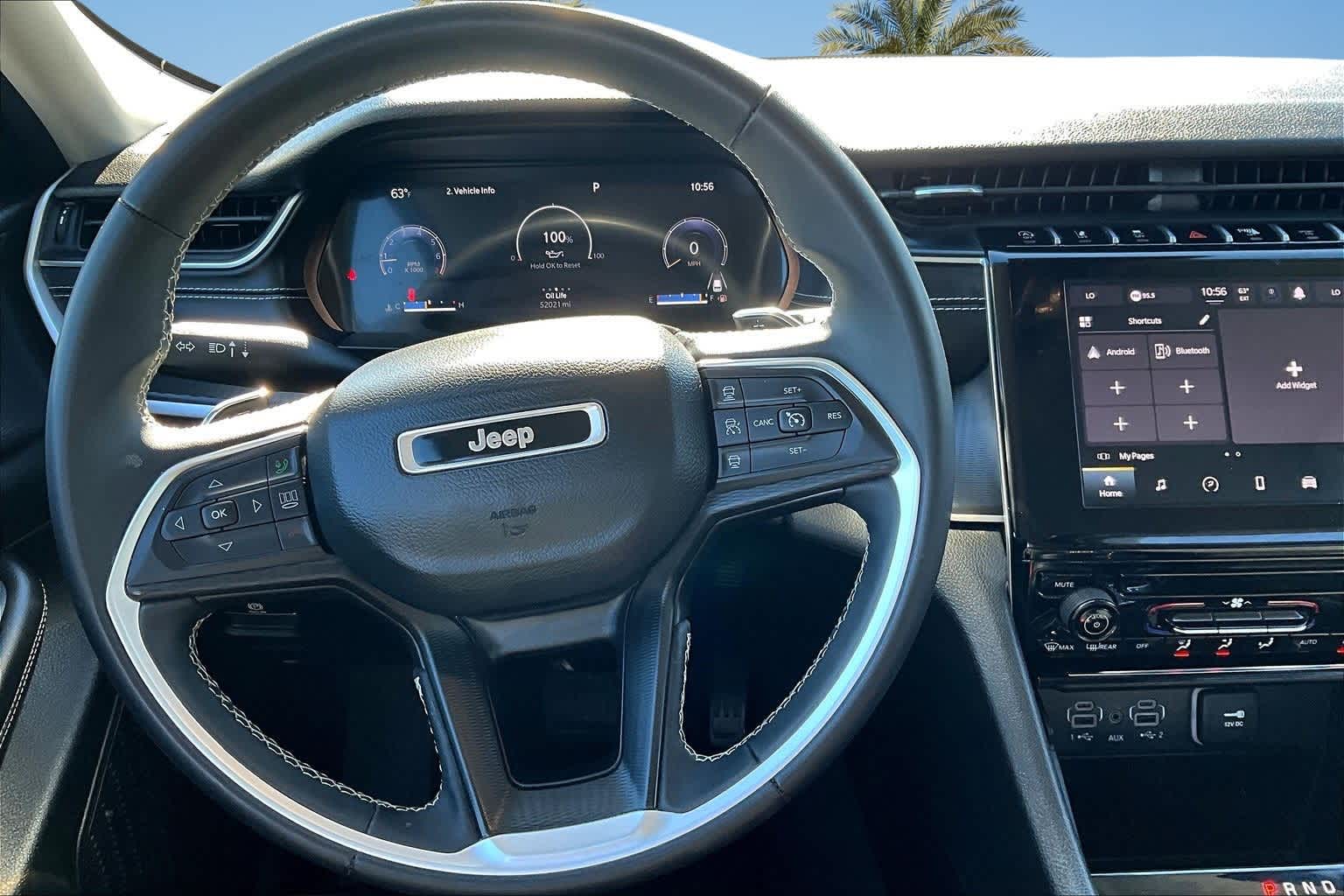 Thumbnail: 2023 Jeep Grand Cherokee - 15