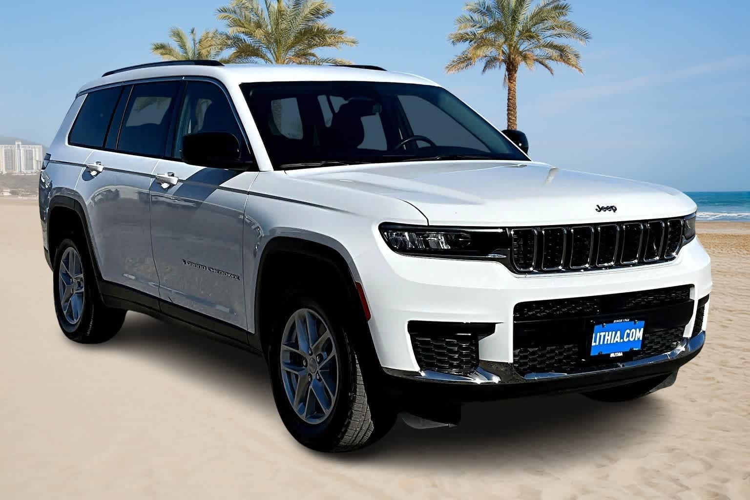 Thumbnail: 2023 Jeep Grand Cherokee - 22