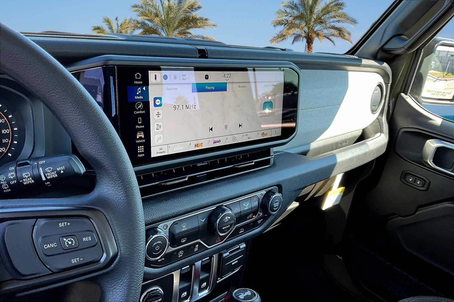 Thumbnail: 2025 Jeep Wrangler - 13