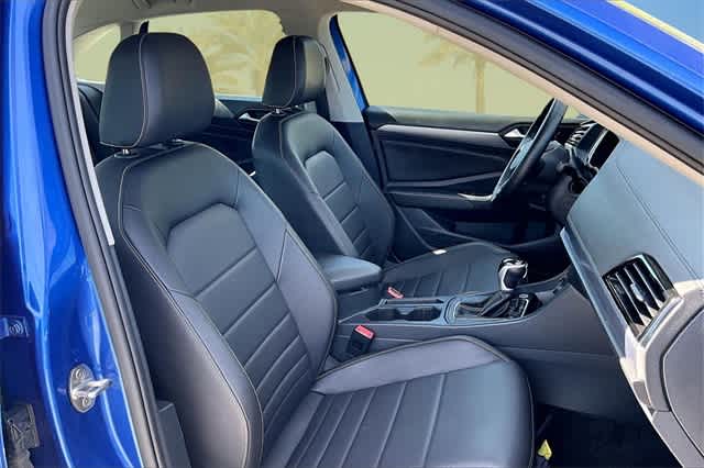 Thumbnail: 2024 Volkswagen Jetta - 13