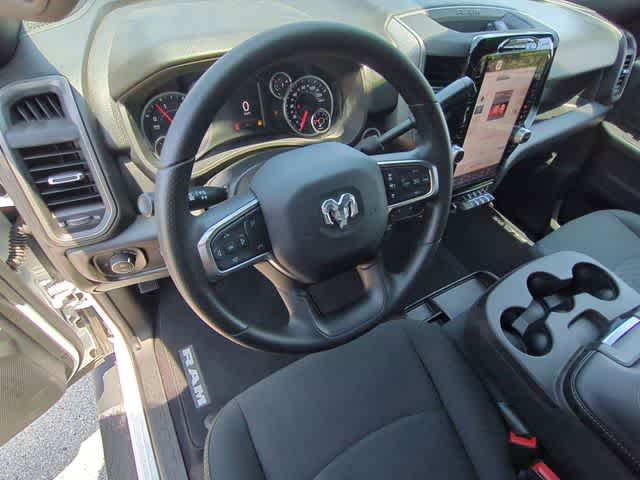 2025 RAM 2500 Tradesman - Photo 10