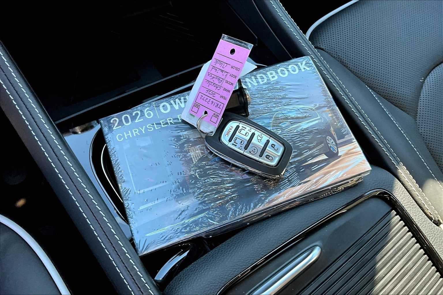 Thumbnail: 2026 Chrysler Pacifica - 19