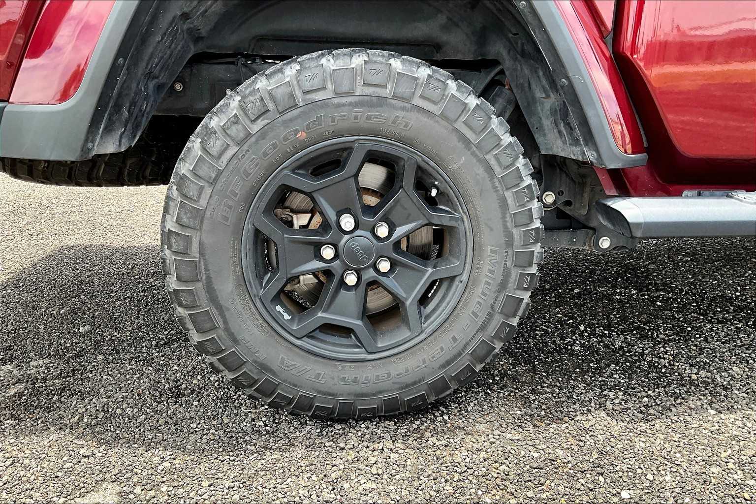 2021 Jeep Gladiator Sport 31