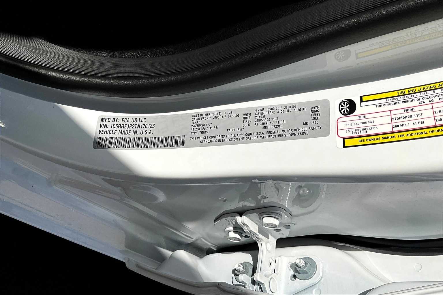 Thumbnail: 2026 RAM 1500 - 21