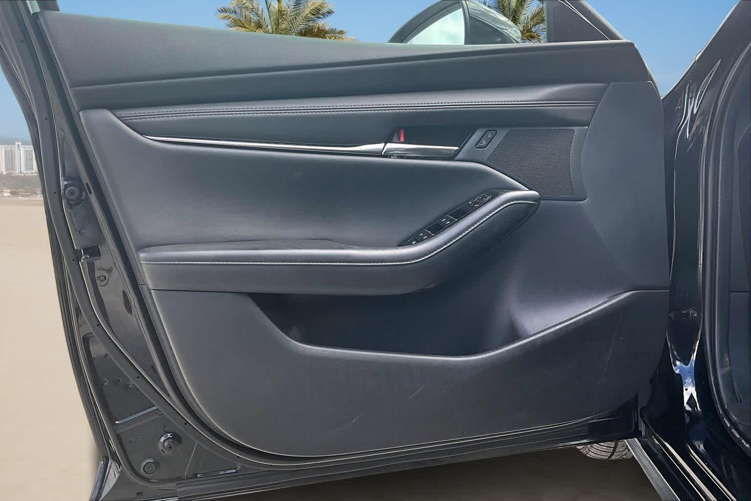 Thumbnail: 2025 Mazda Mazda3 - 25