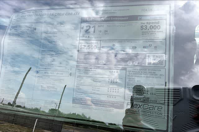 Thumbnail: 2025 RAM 1500 - 23