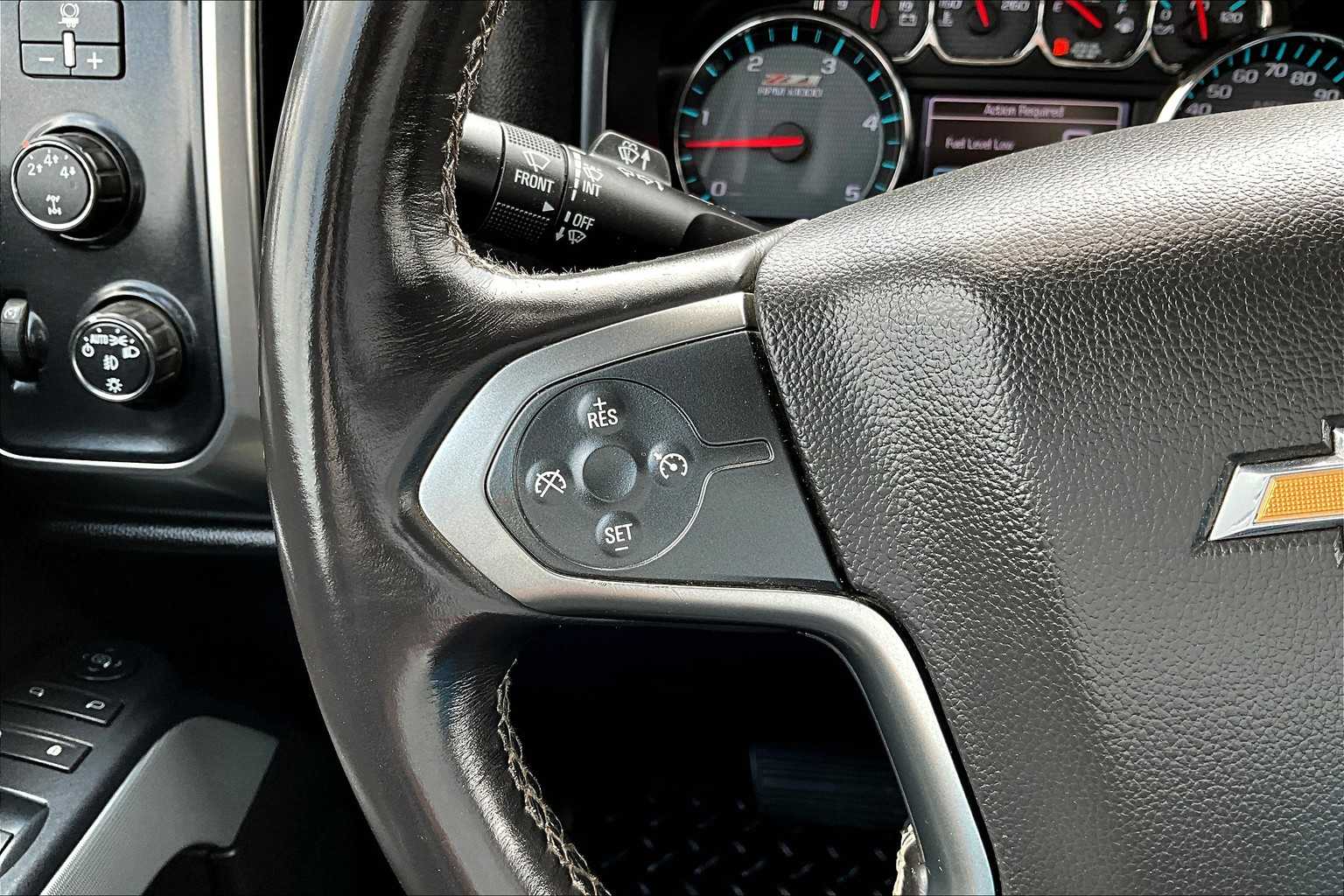 Thumbnail: 2015 Chevrolet Silverado 3500 - 19