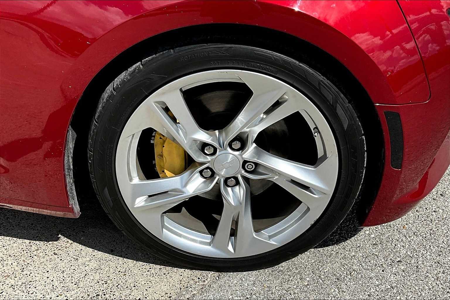 Thumbnail: 2017 Chevrolet Camaro - 31