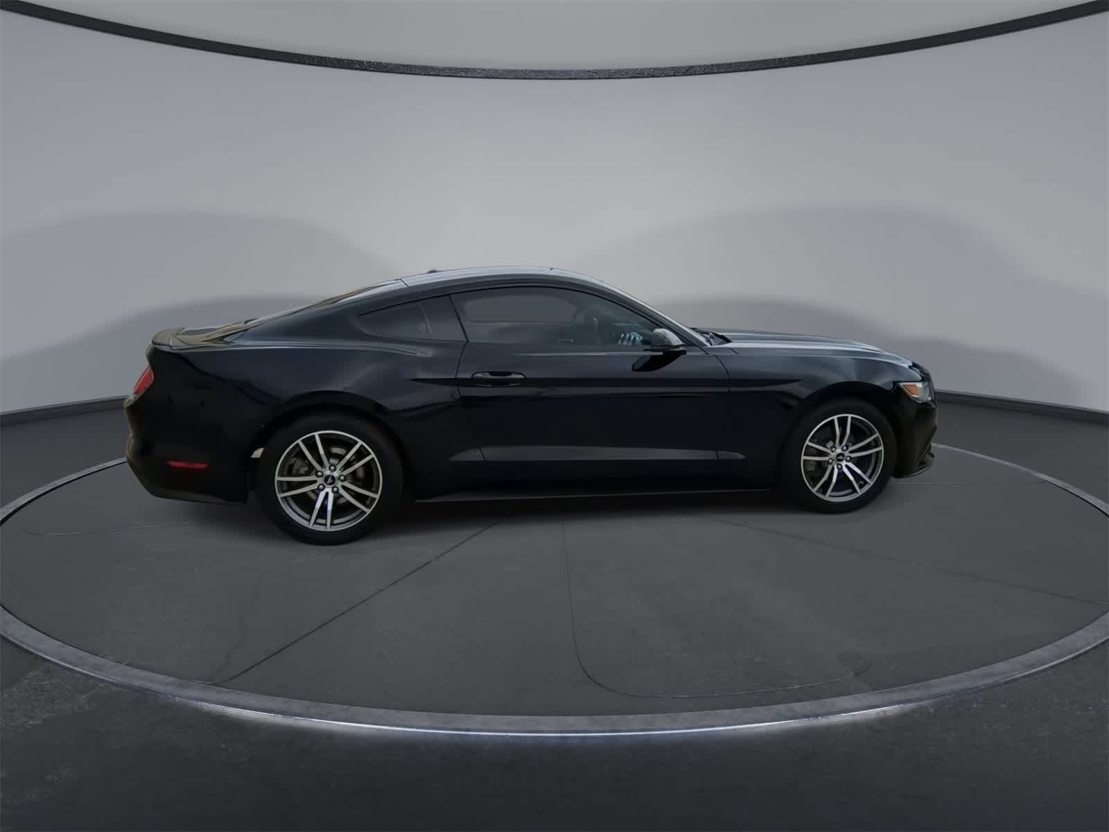 2015 Ford Mustang  9
