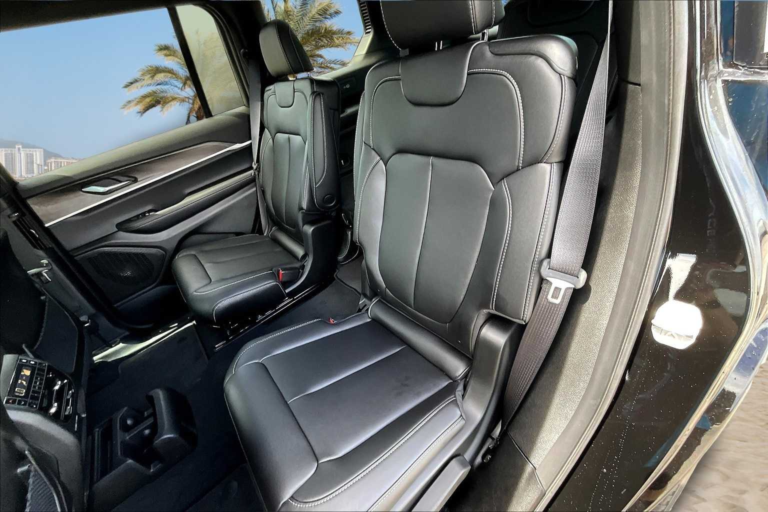 Thumbnail: 2025 Jeep Grand Cherokee - 13