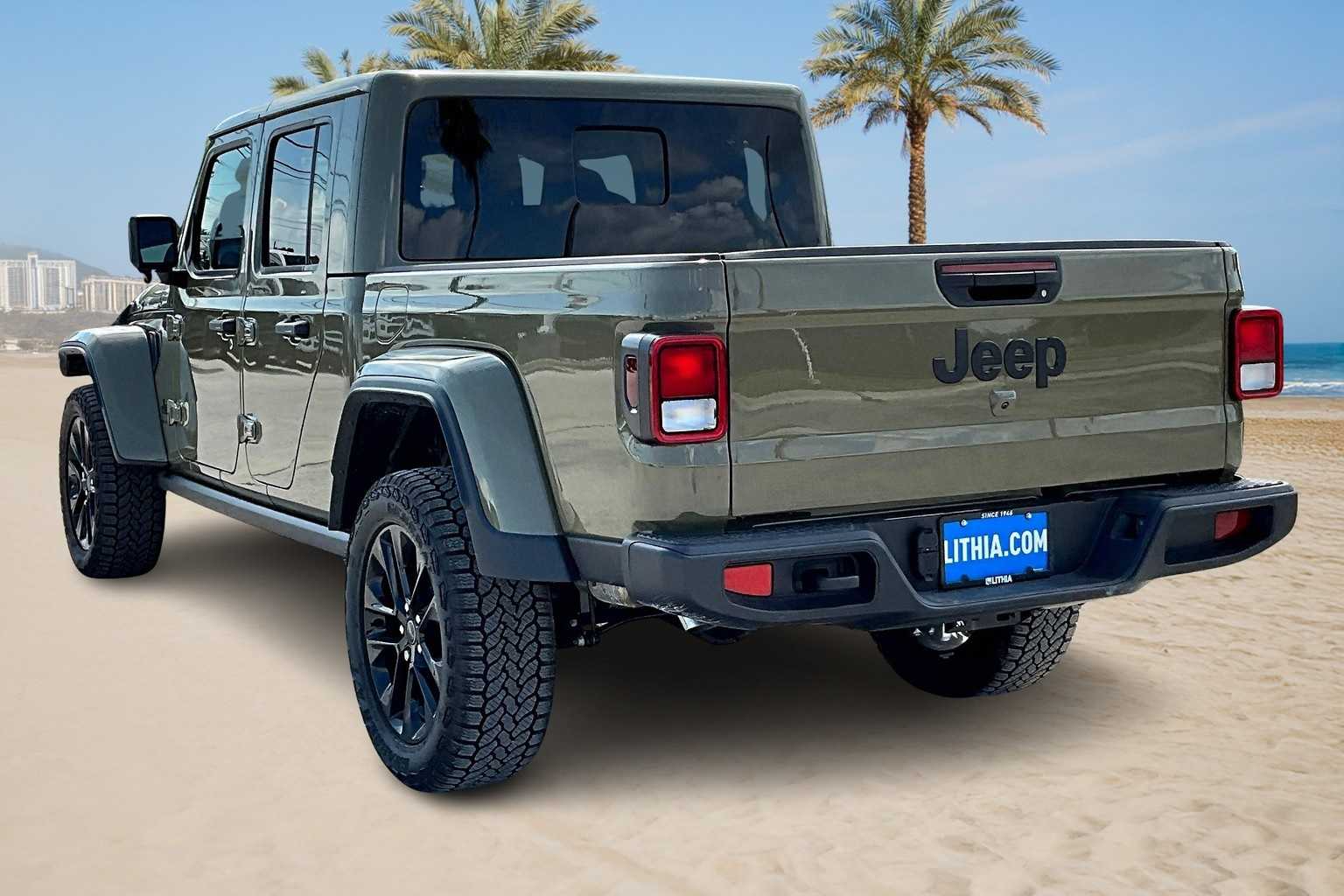 2025 Jeep Gladiator Sport photo 4