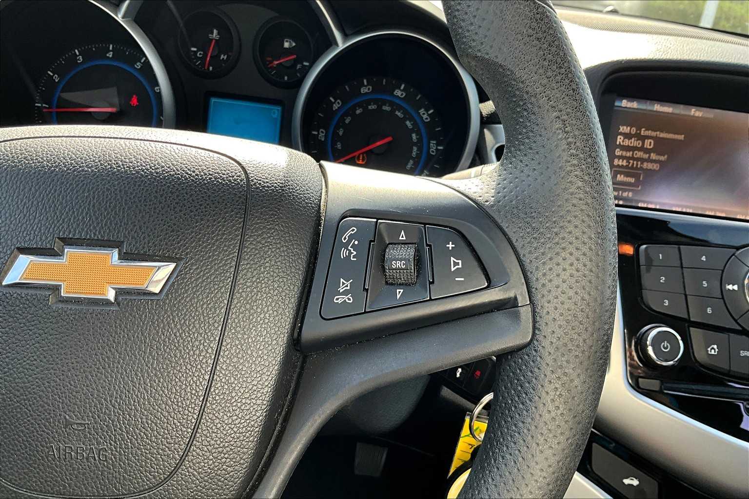 Thumbnail: 2015 Chevrolet Cruze - 25