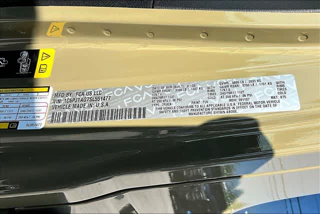 Thumbnail: 2025 Jeep Gladiator - 16