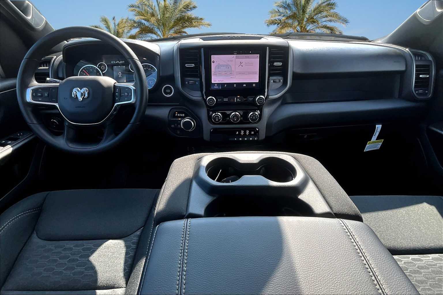 Thumbnail: 2025 RAM 1500 - 10