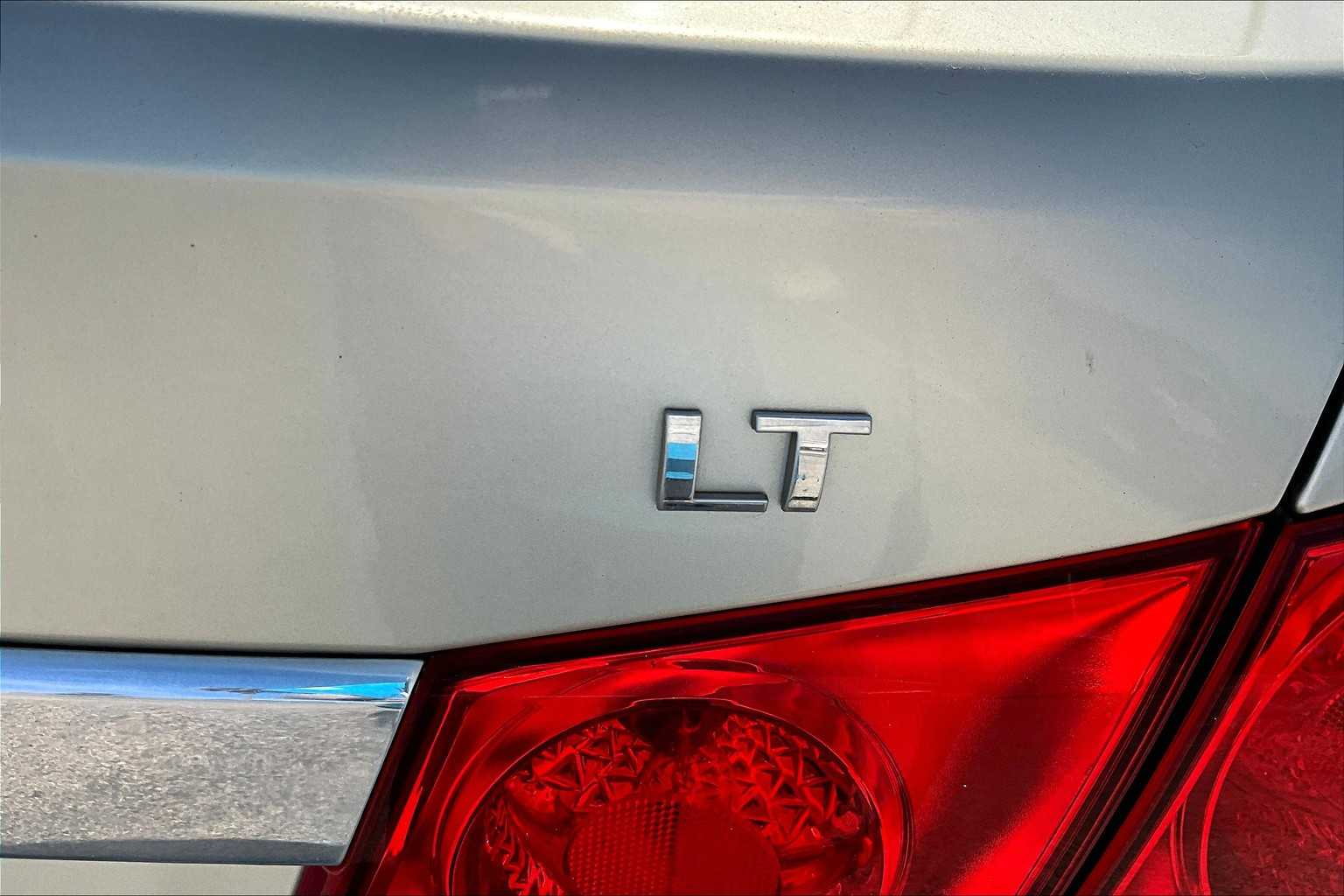 Thumbnail: 2015 Chevrolet Cruze - 7
