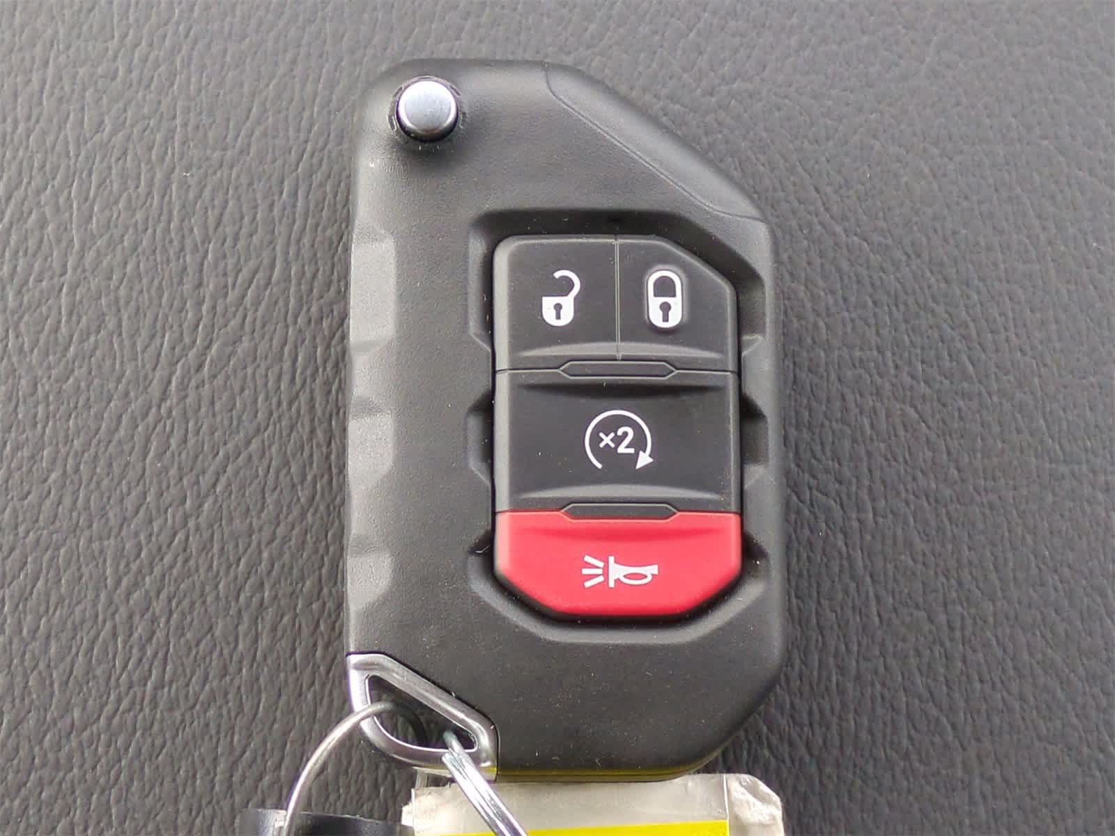 Thumbnail: 2025 Jeep Wrangler - 29