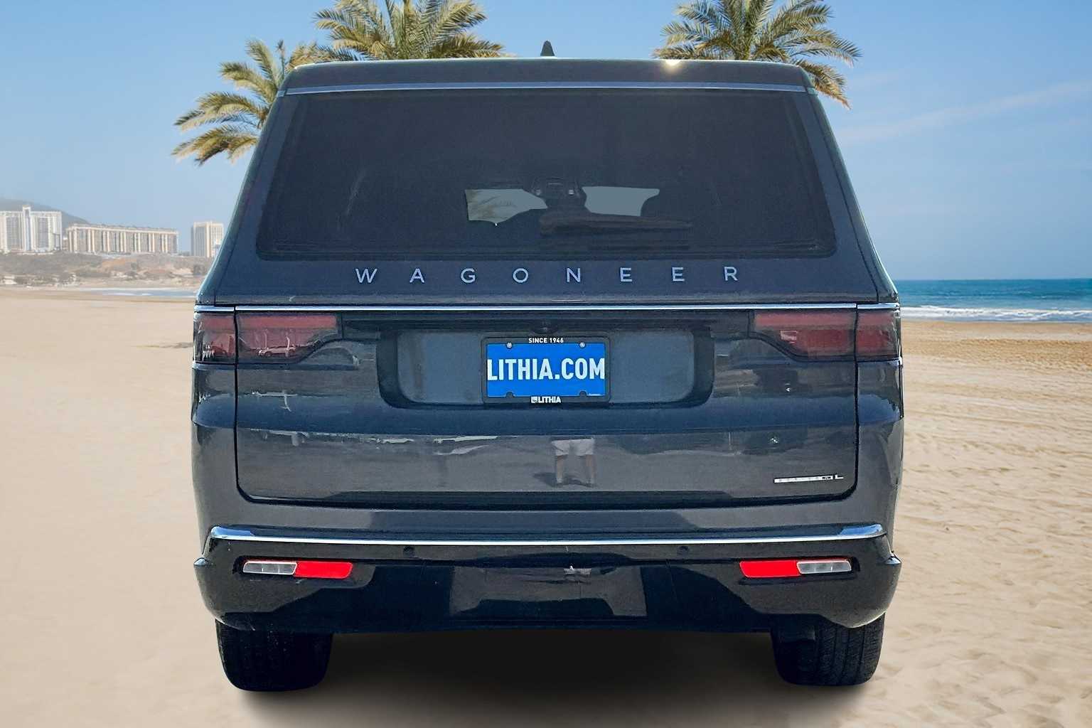 Thumbnail: 2023 Jeep Wagoneer - 5