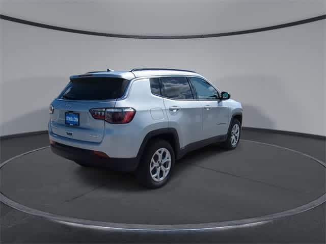 2025 Jeep Compass Latitude 8