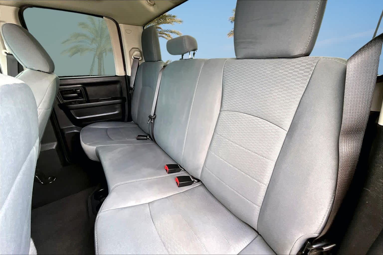 Thumbnail: 2019 RAM 1500 Classic - 12