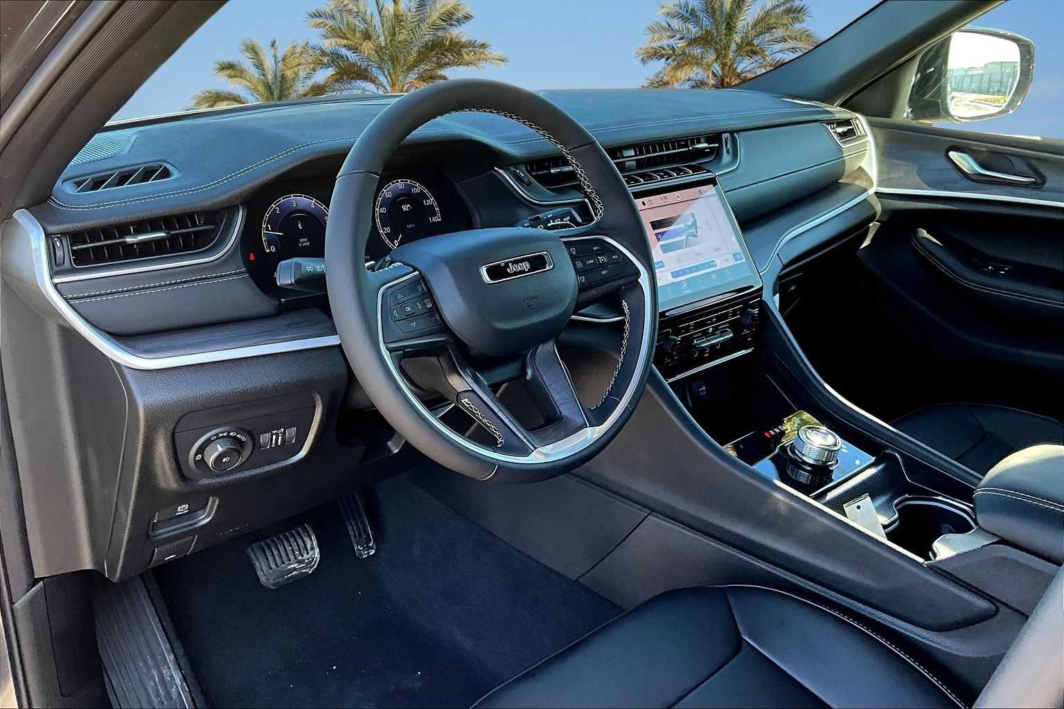 Thumbnail: 2025 Jeep Grand Cherokee - 2