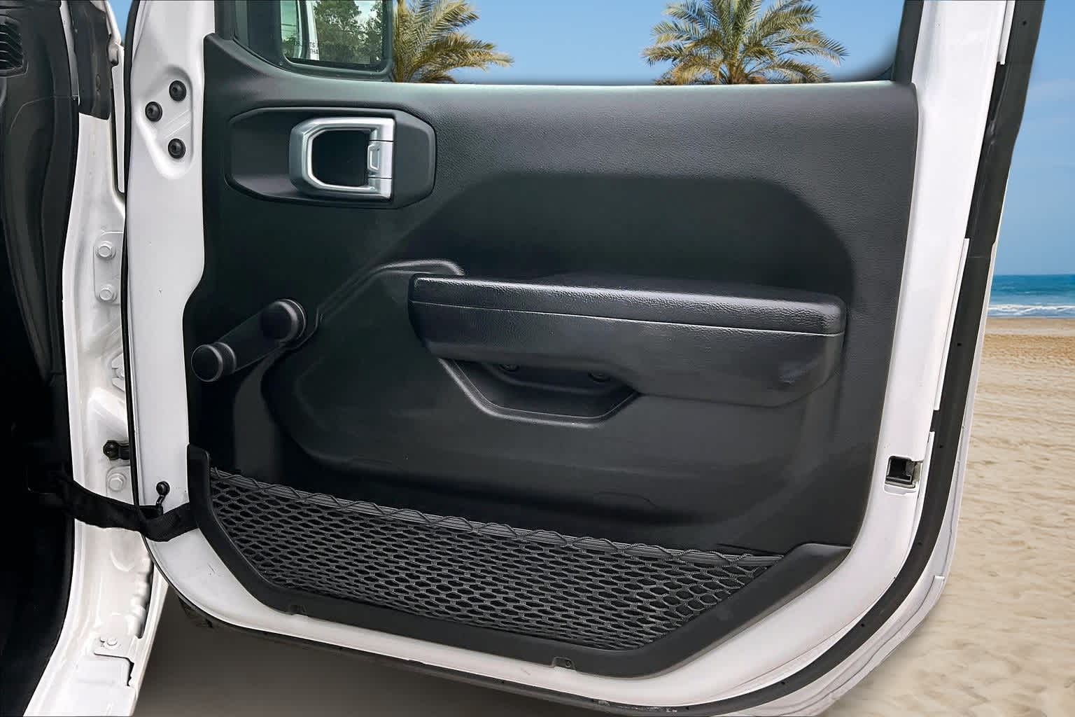 Thumbnail: 2023 Jeep Gladiator - 26