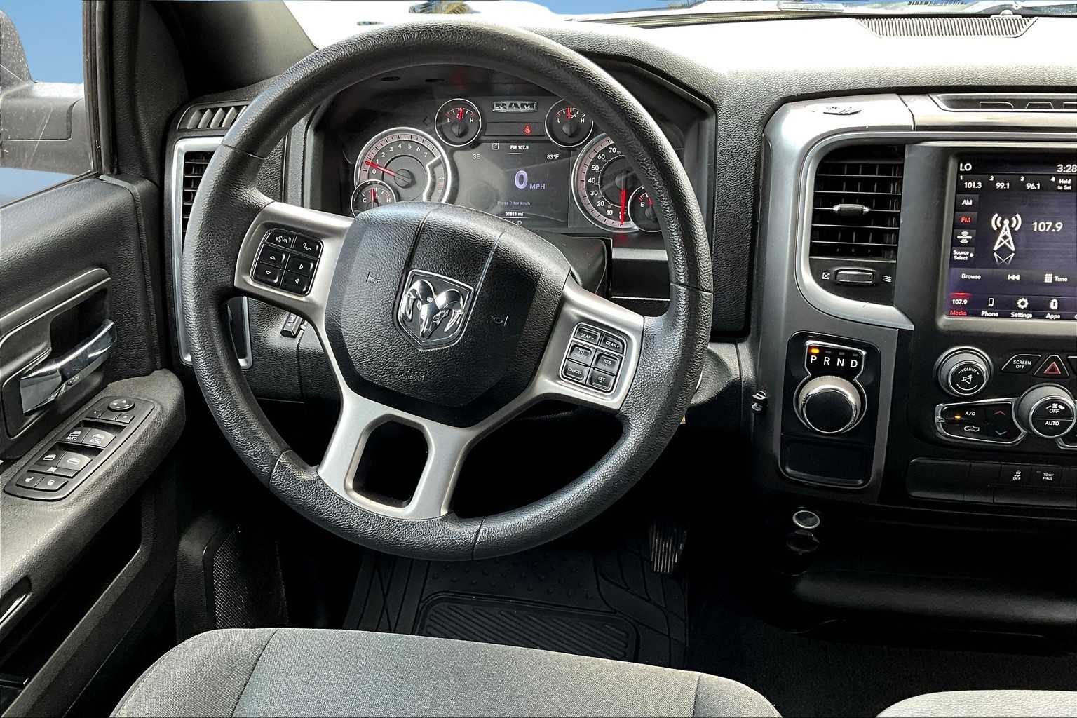 Thumbnail: 2021 RAM 1500 Classic - 11