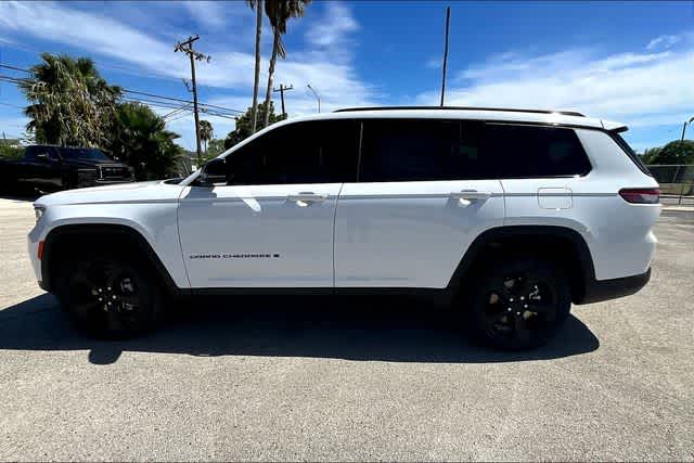 Thumbnail: 2025 Jeep Grand Cherokee - 3