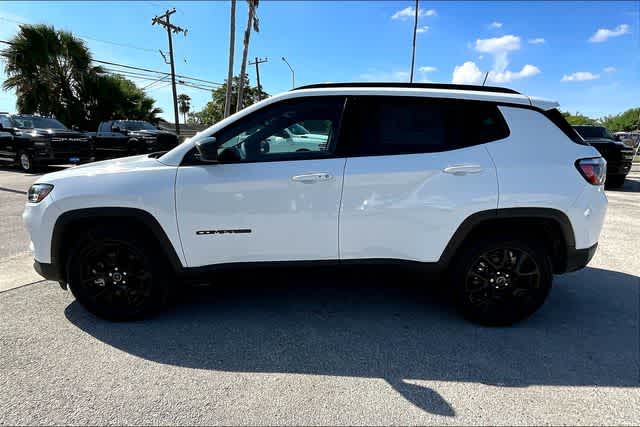 Thumbnail: 2026 Jeep Compass - 3