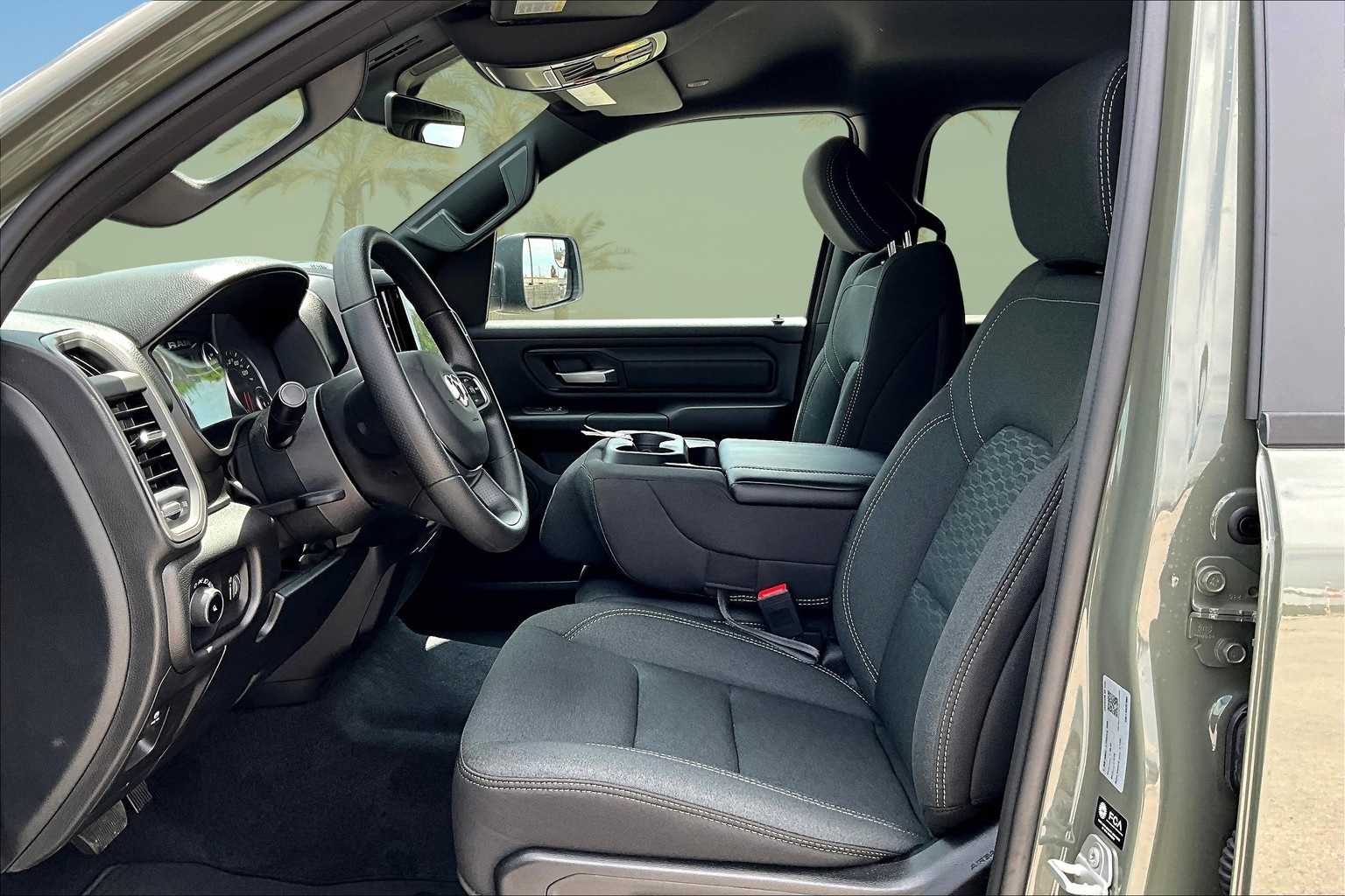 Thumbnail: 2025 RAM 1500 - 11