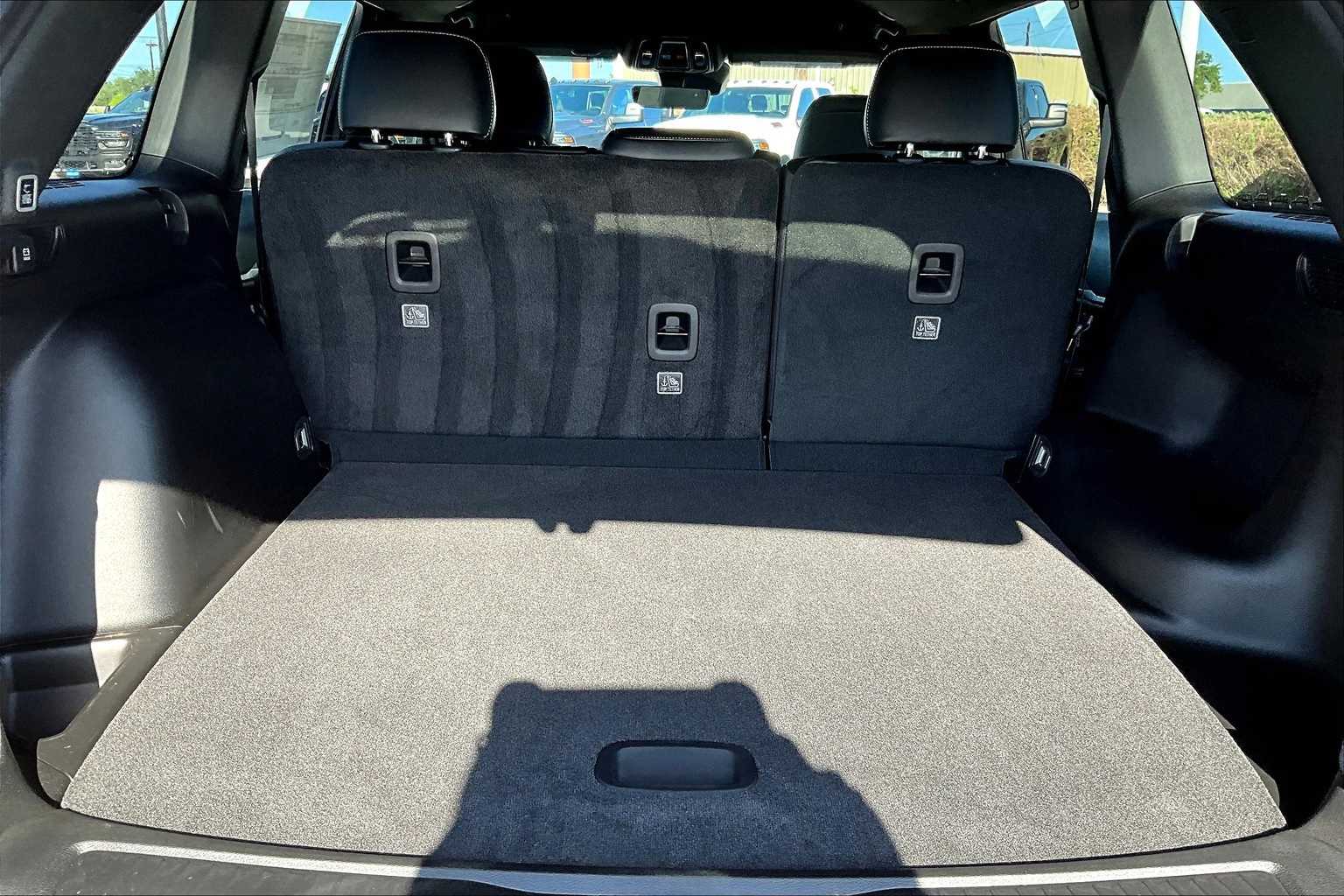 Thumbnail: 2025 Jeep Grand Cherokee - 19