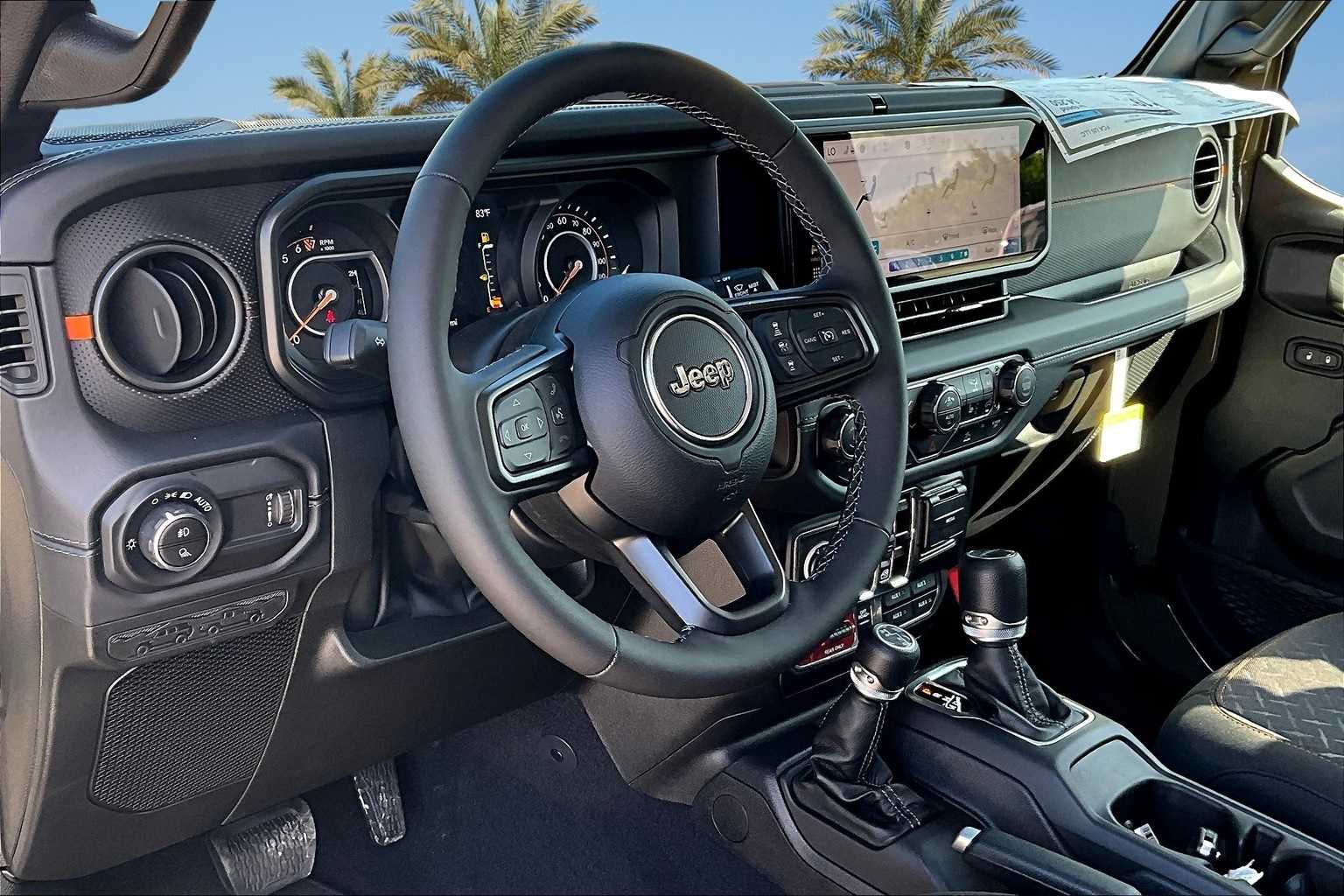 Thumbnail: 2025 Jeep Gladiator - 2