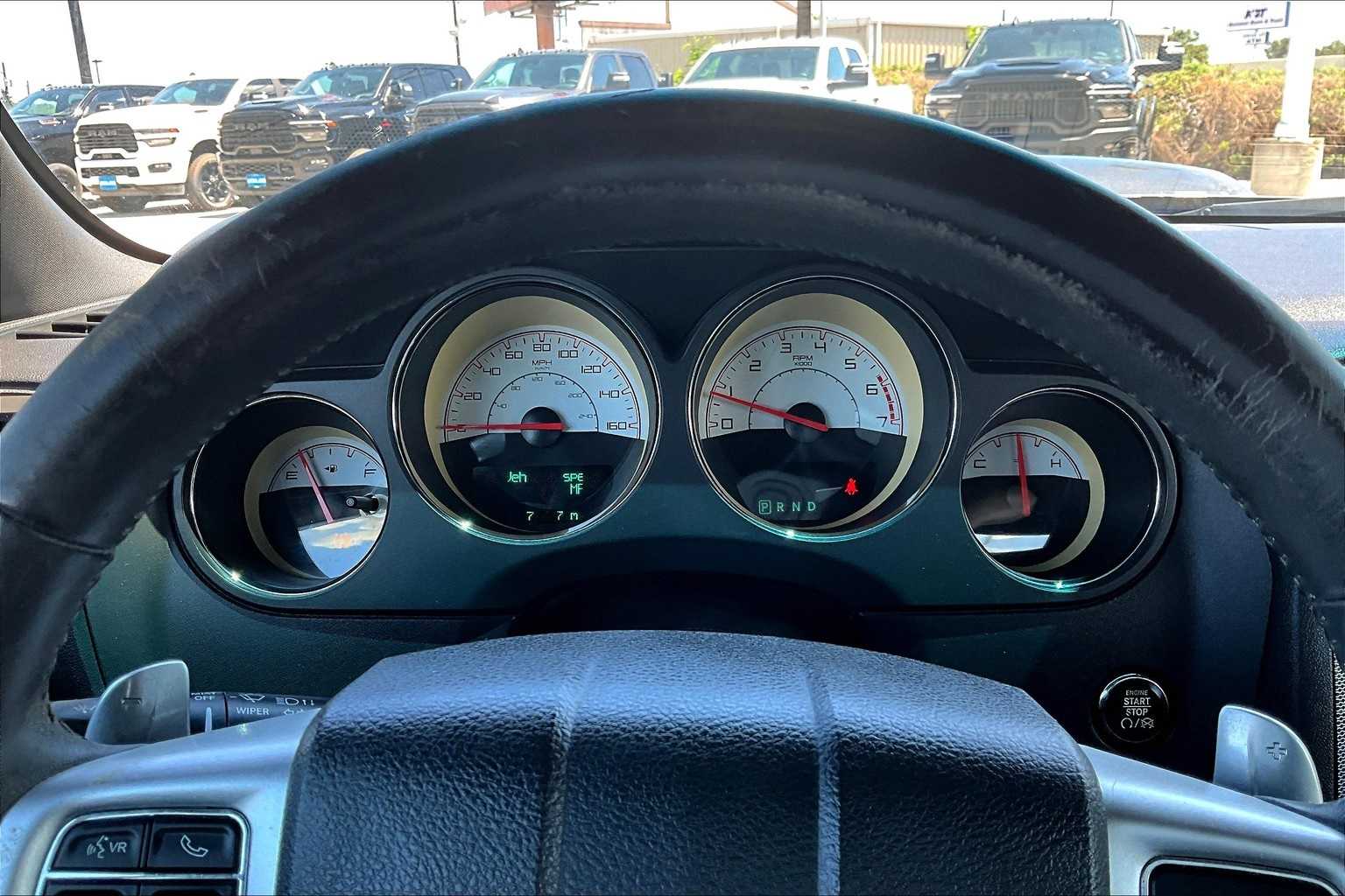 Thumbnail: 2014 Dodge Challenger - 16