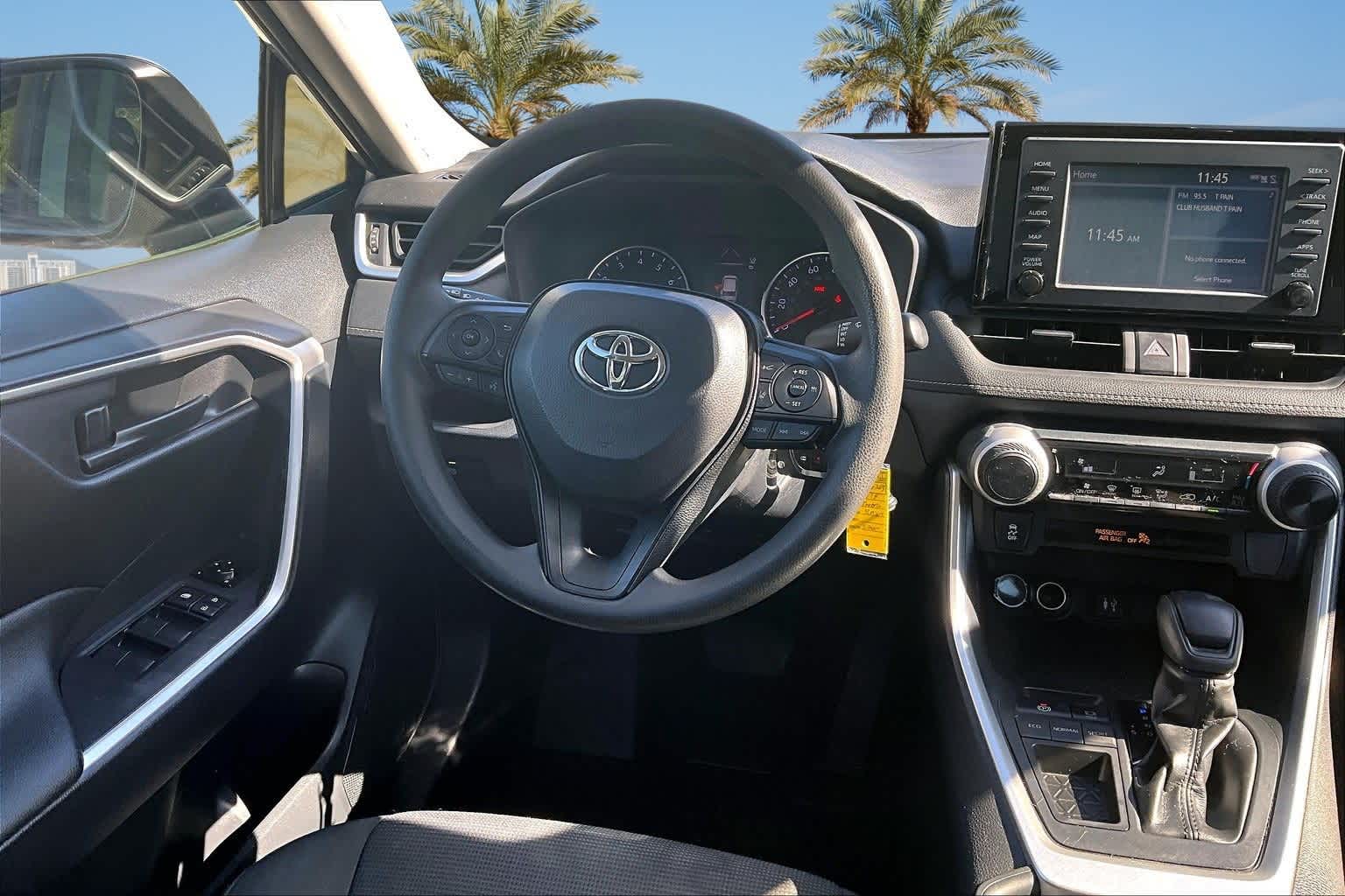 Thumbnail: 2019 Toyota RAV4 - 14