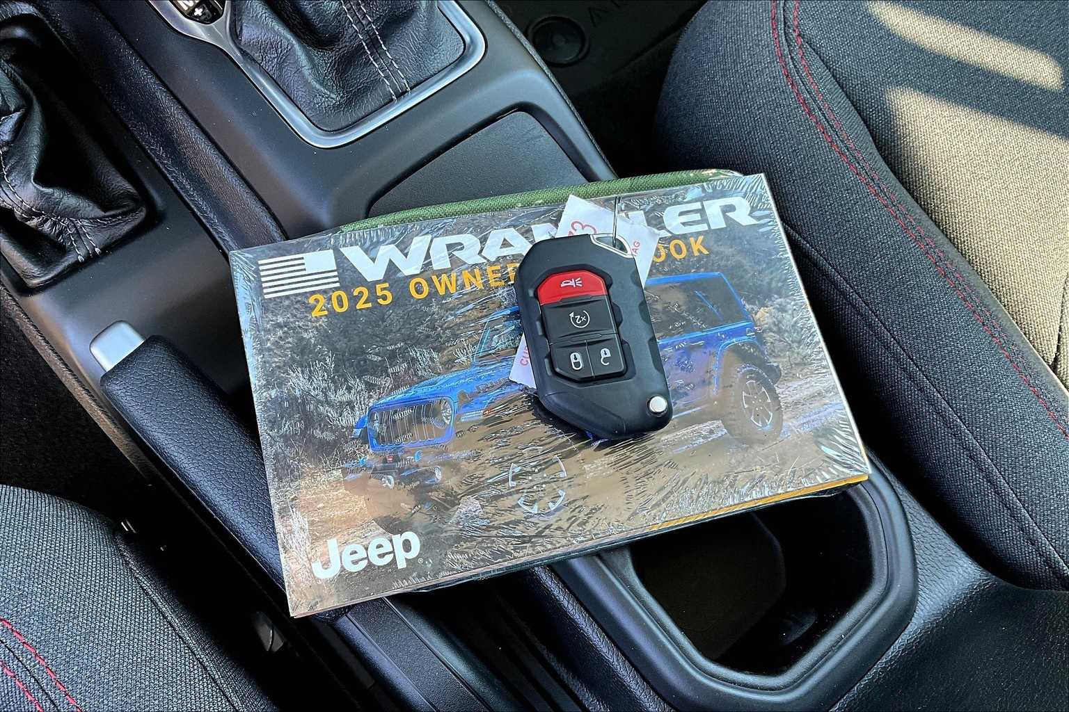 Thumbnail: 2025 Jeep Wrangler - 19