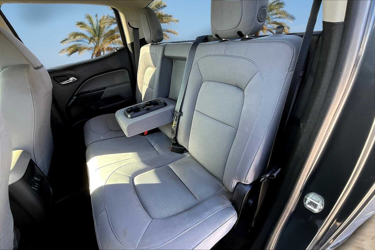 Thumbnail: 2016 Chevrolet Colorado - 12