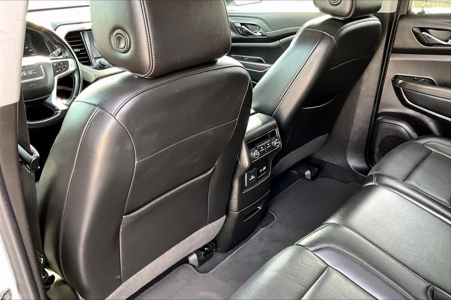 Thumbnail: 2023 GMC Acadia - 11