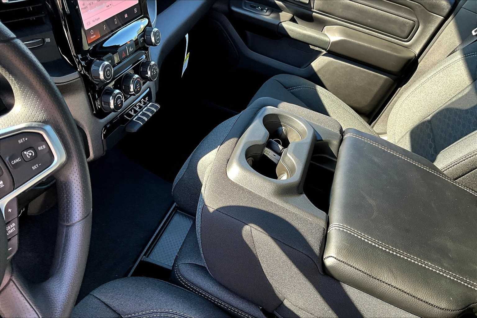 Thumbnail: 2025 RAM 1500 - 16