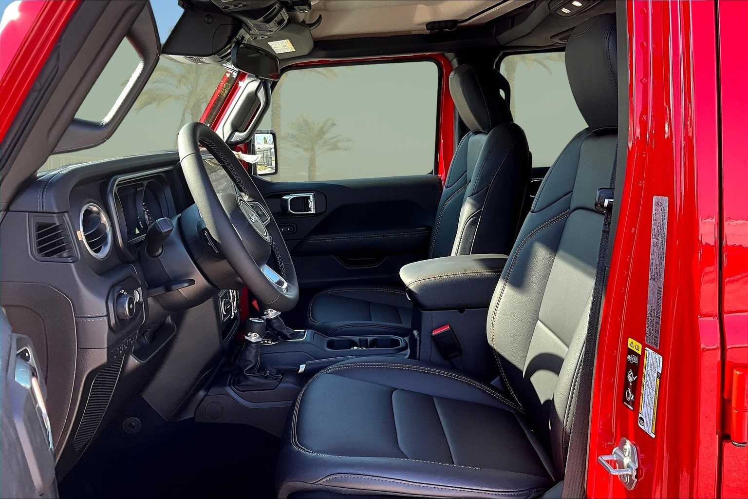 Thumbnail: 2025 Jeep Wrangler - 11