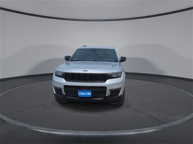 Thumbnail: 2025 Jeep Grand Cherokee - 3