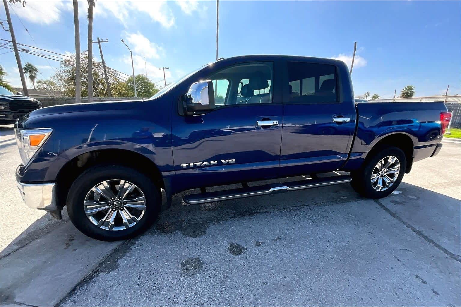Thumbnail: 2019 Nissan Titan - 3