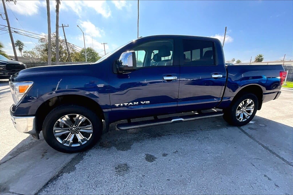 Used 2019 Nissan Titan SL Truck Crew Cab