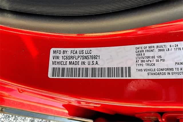 Thumbnail: 2025 RAM 1500 - 18