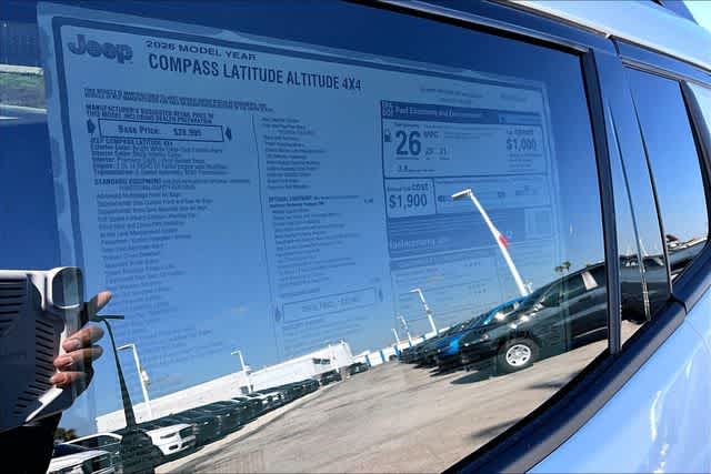 Thumbnail: 2026 Jeep Compass - 22