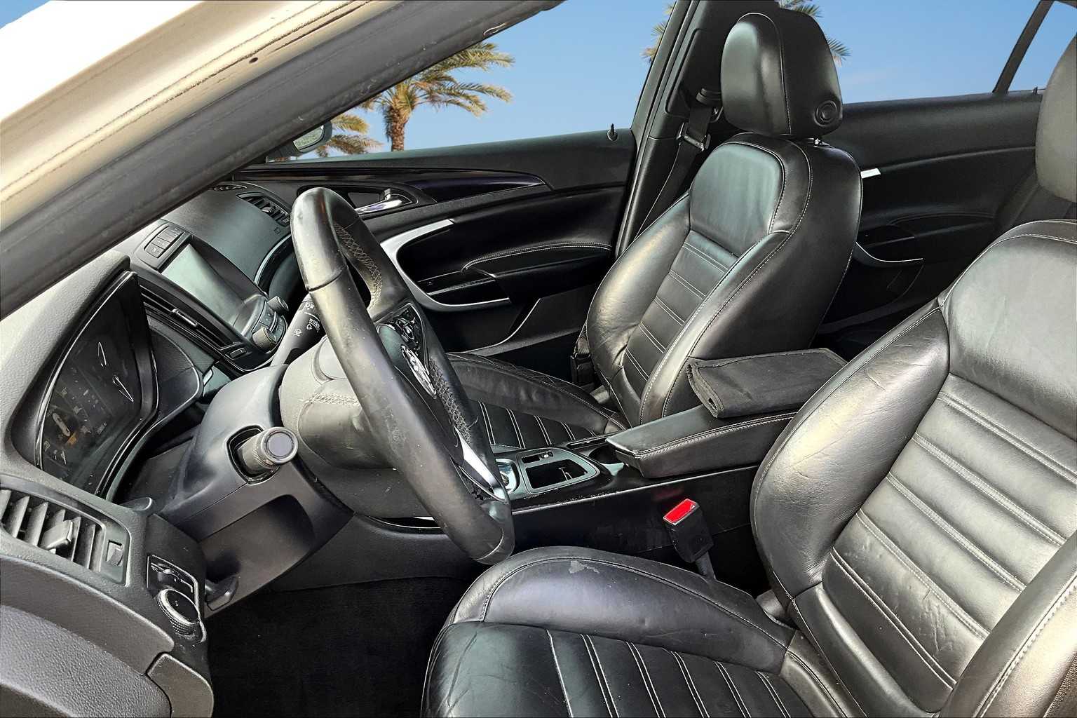 Thumbnail: 2015 Buick Regal - 11