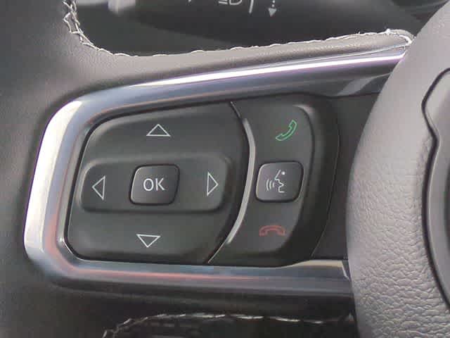 2025 Jeep Wrangler 4-Door Sahara - Photo 24