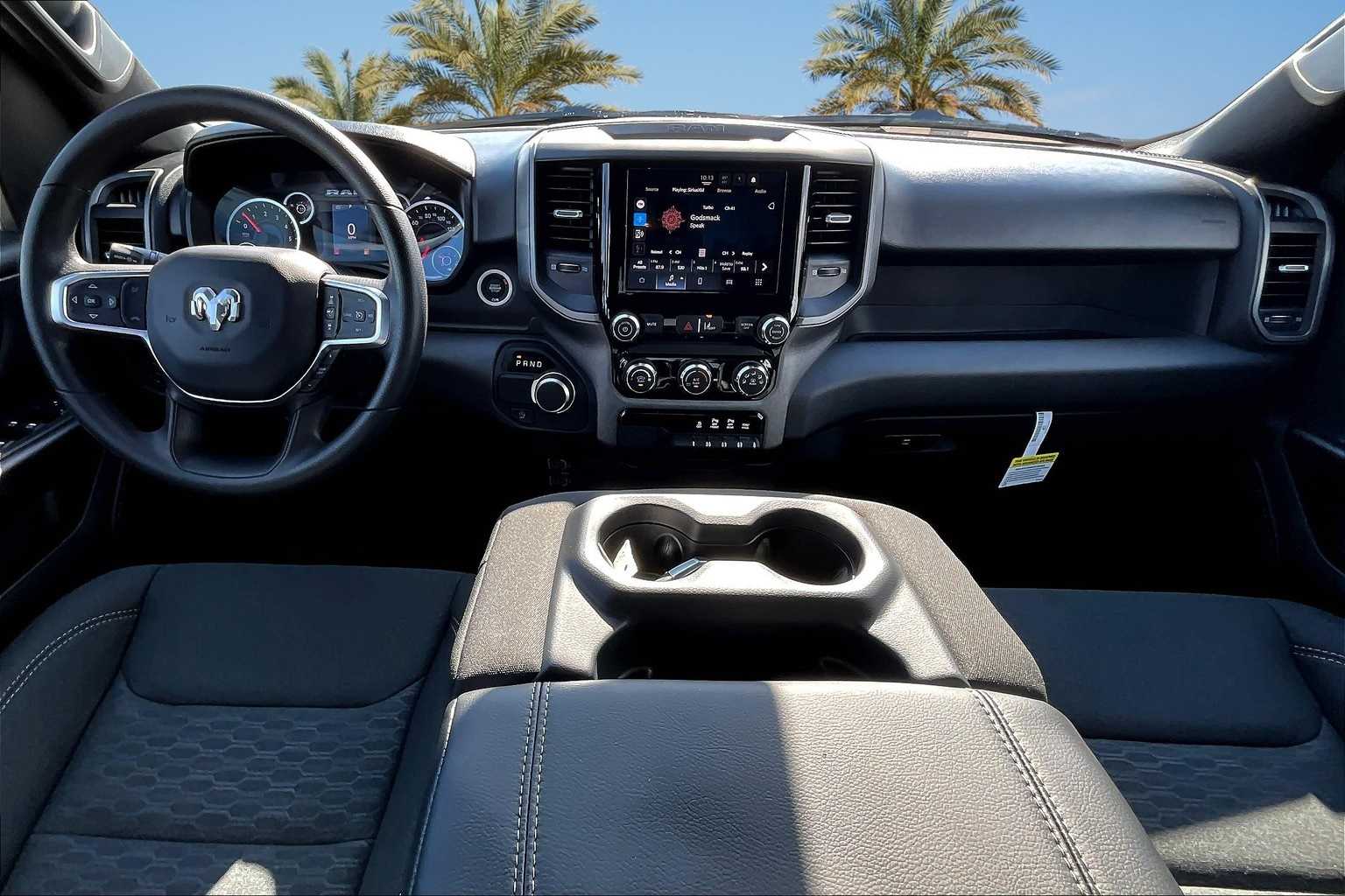 Thumbnail: 2025 RAM 1500 - 9