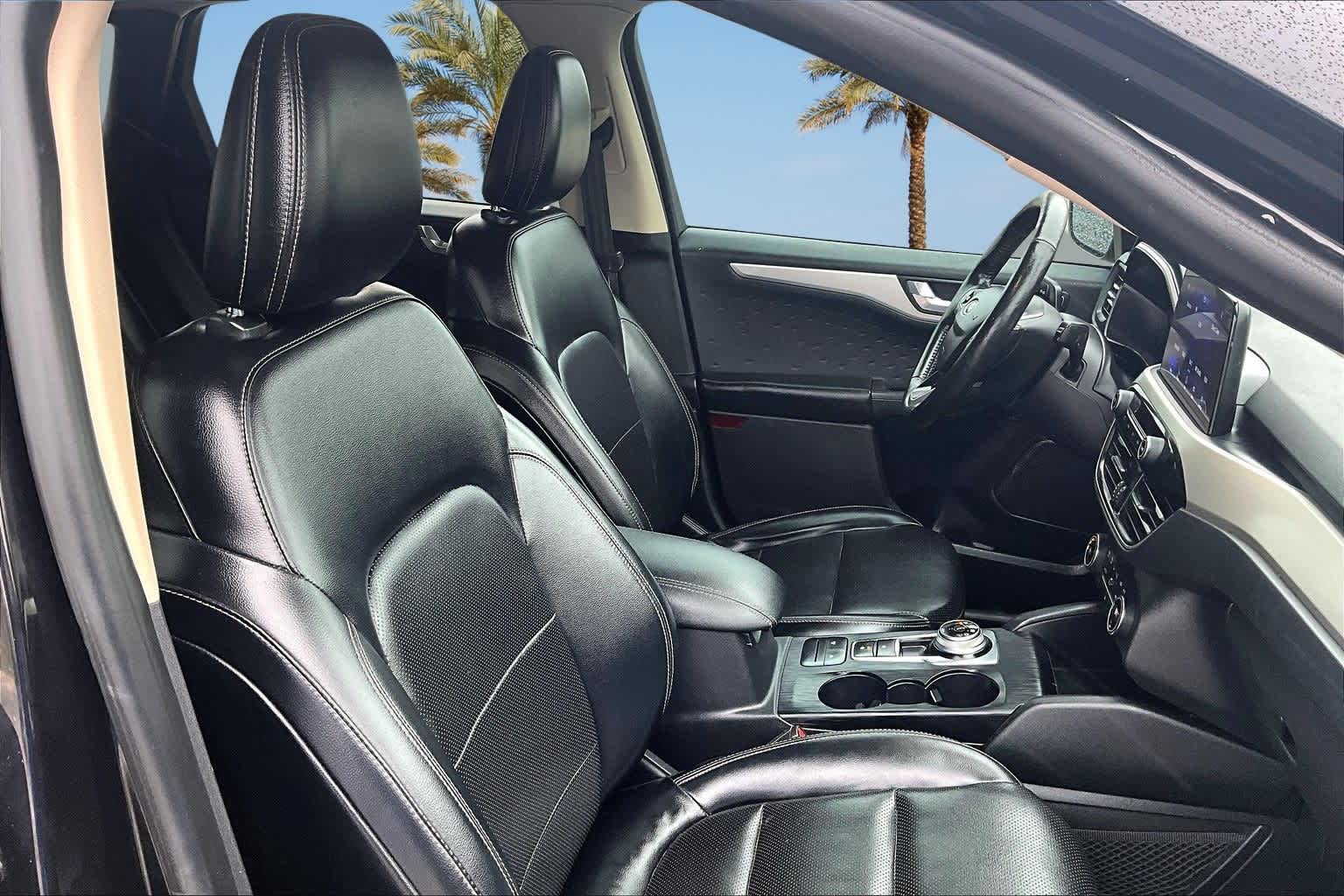 Thumbnail: 2020 Ford Escape - 13