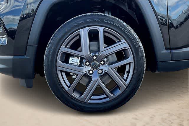 Thumbnail: 2026 Jeep Compass - 8